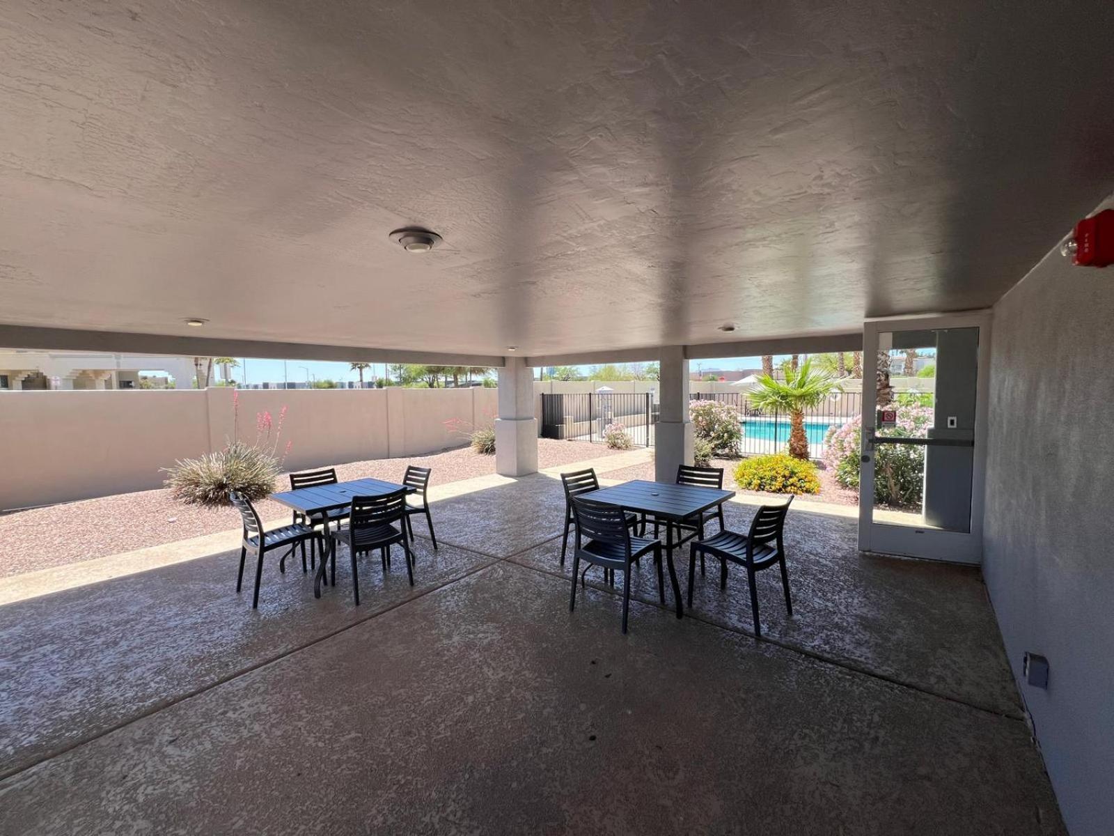 Garner Hotel By Ihg Phoenix - Surprise Exterior foto